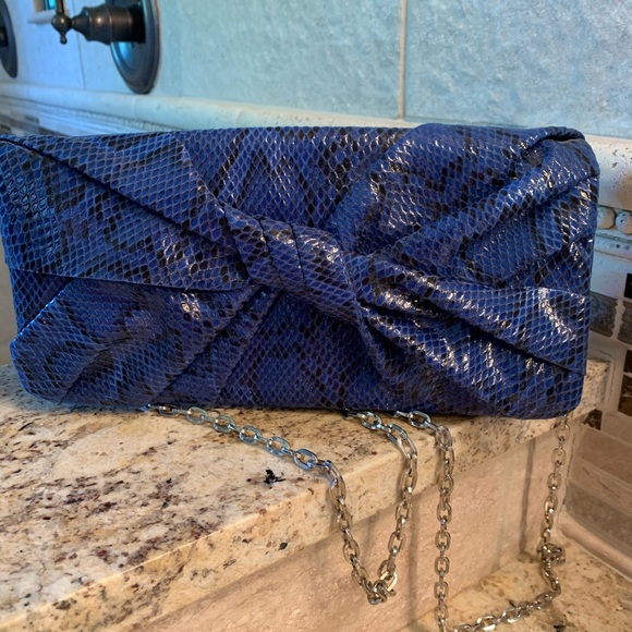 Peep toe sling back heels and matching purse - Picture 4 of 5